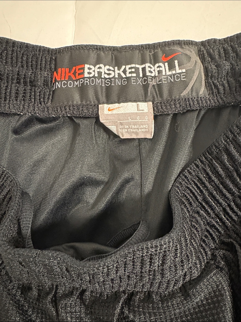 Nike Black Men's Athletic Basketball Mesh Training Shorts size Large - Picture 3 of 4